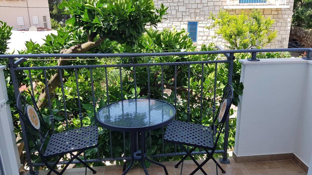 Pansion Braco Bed & Breakfast Zavala Exterior photo